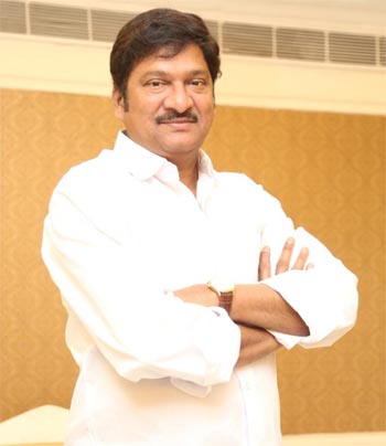 rajendra prasad,maa elections,maa president,jayasudha,murali mohan  ‘మా’ సింహాసనం రాజేంద్రునిదే..!